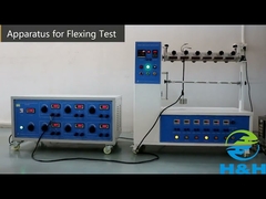 折りたたみの試験装置